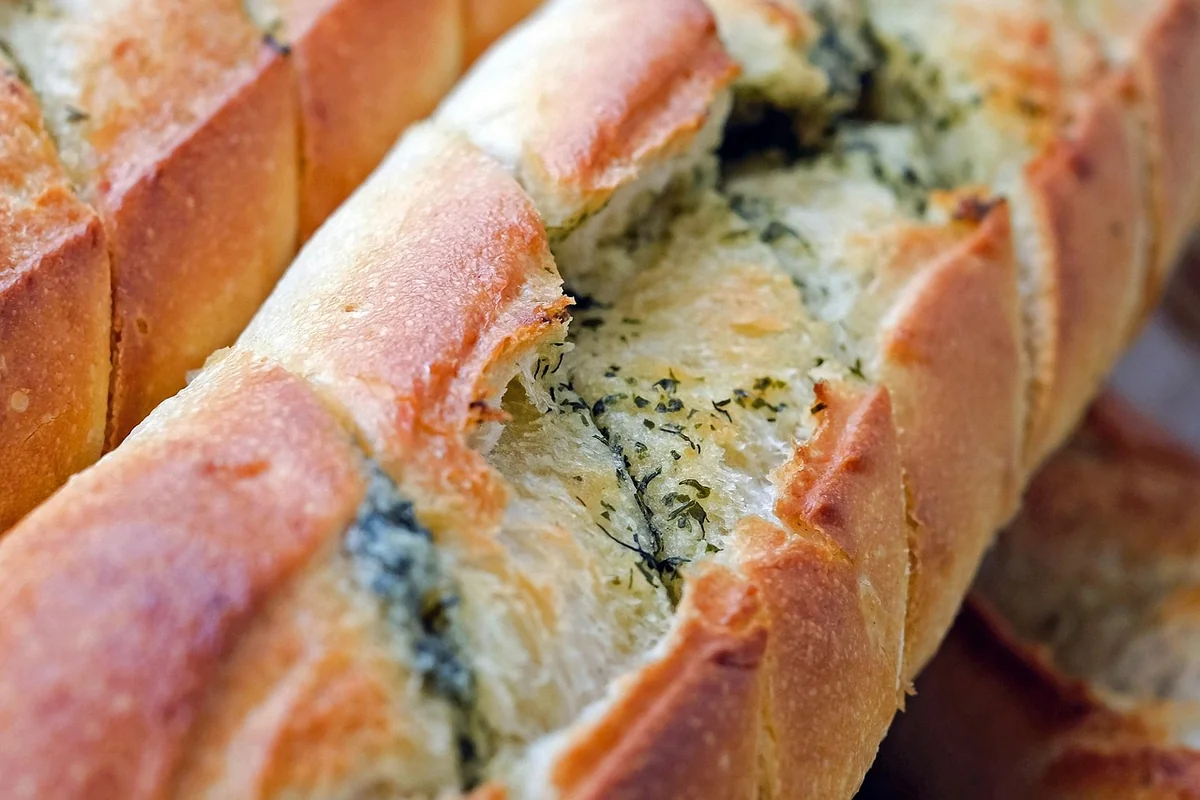 Pain de mie, baguette, focaccia : quelle base choisir?