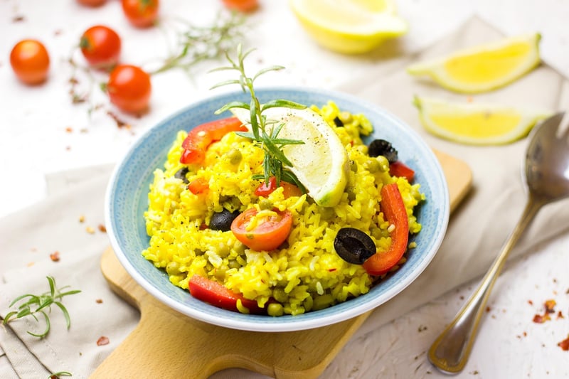 Riz sauté aux légumes : la recette parfaite pour débutant pressé